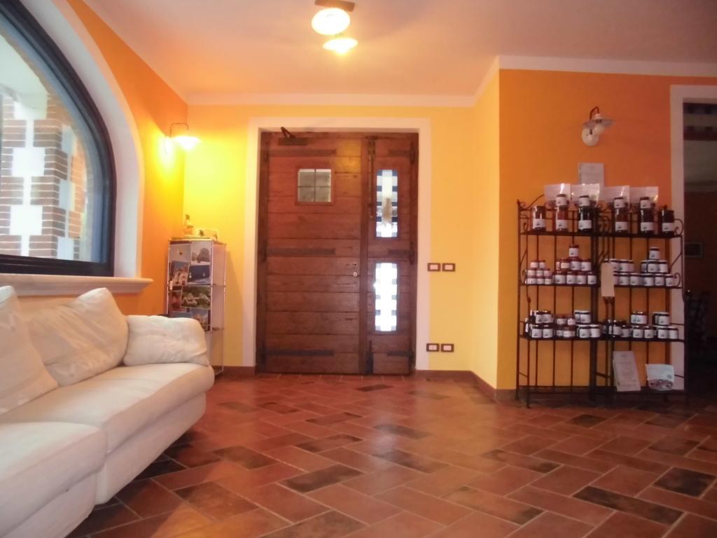 Agriturismo Bio-Ecologico Sant'Isidoro Roccaforte Mondovì Exterior foto